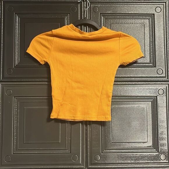 Divided Ribbed tee - Picture 2 of 2